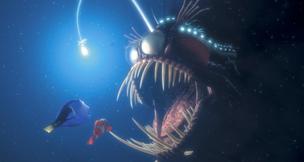 http://images2.wikia.nocookie.net/__cb20121021041311/disney/images/0/0c/Finding_nemo_dory_marlin_angler_fish.jpg